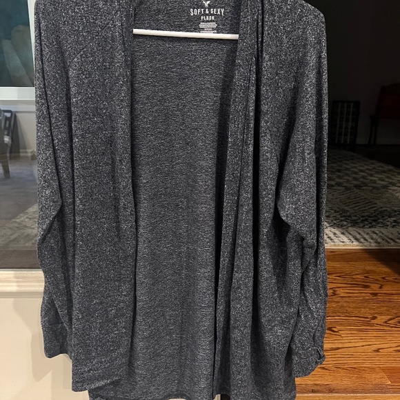 Small black AE soft and sexy plush cardigan - Picture 1 of 3